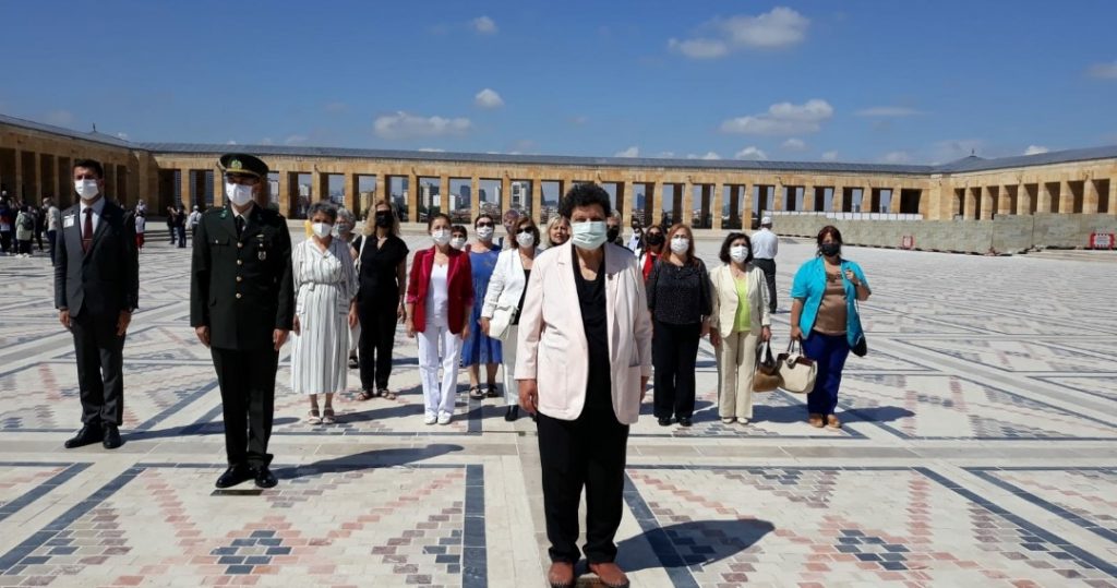 29 Ekim Kadınları Derneği Yönetimi Atanın Huzuruna çıktı…