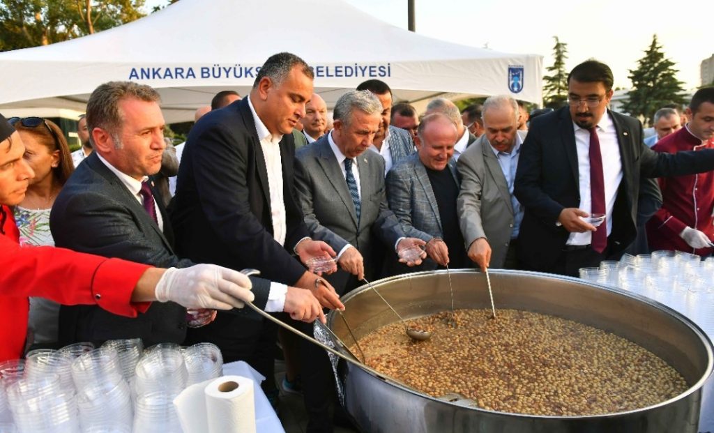 ANKARALILAR ABB’NİN DÜZENLEDİĞİ BİRLİK AŞI AŞURESİ’NDE BULUŞTU