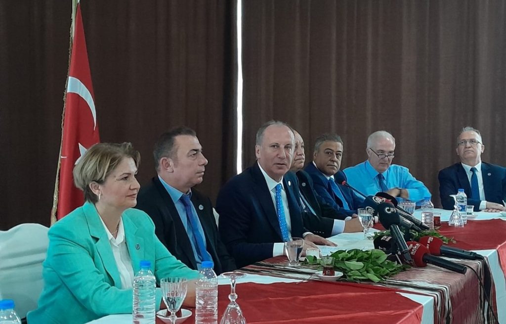 Muharrem İnce, Rize’de Basın Toplantısı Düzenledi