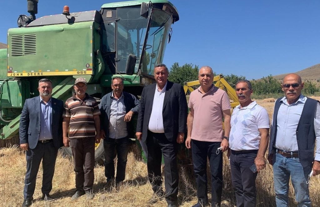 Gürer: Üretim fazlamız var denen arpada 495 bin ton ithalat için ihale açılıyor