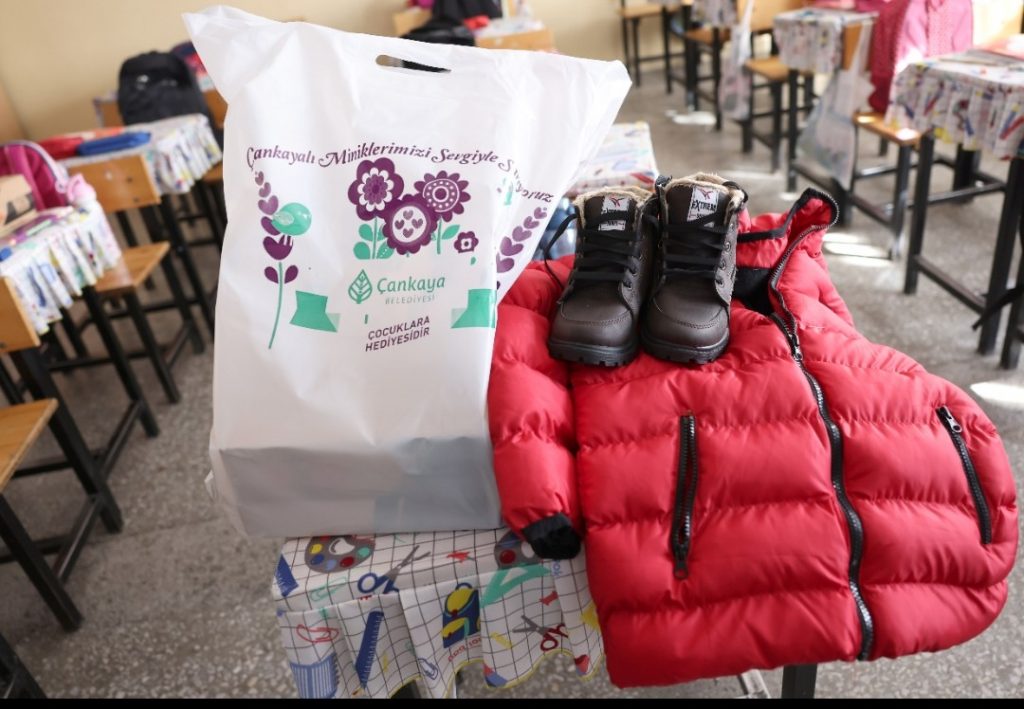 ÇOCUKLARIN KIŞLIKLARI ÇANKAYA’DAN