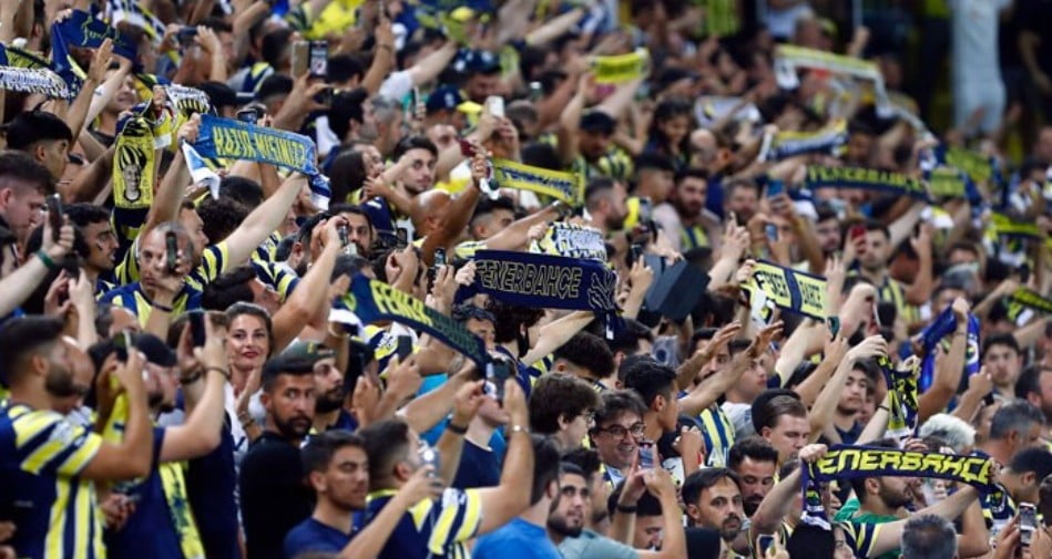 Fenerbahçe taraftarına yönelik deplasman yasağına yürütmeyi durdurma kararı verildi