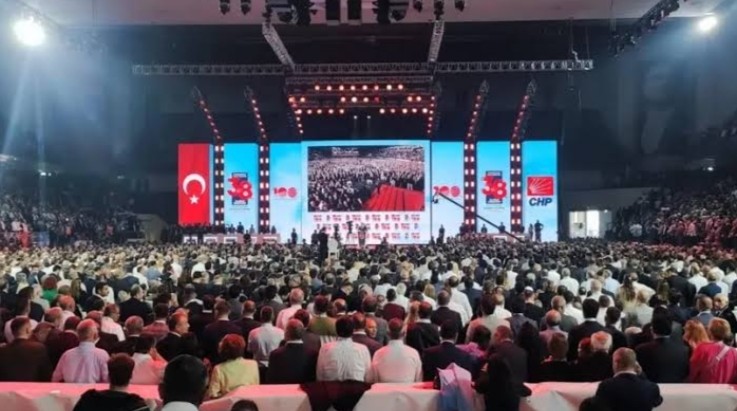 Cumhuriyet Halk Partisi, A Takımını Belirliyor