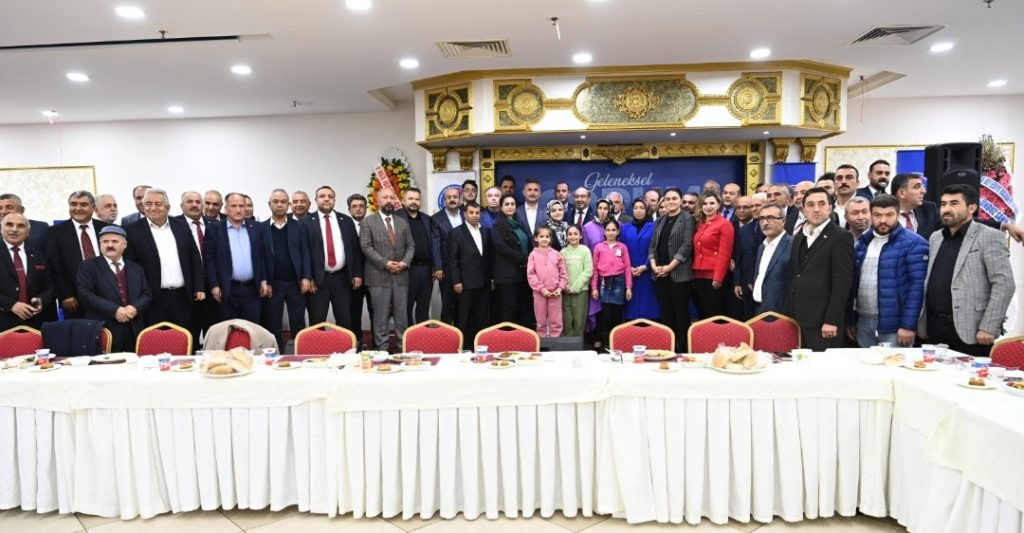 Mamak Çorumlular Federasyonu Geleneksel Hemşehri Gecesinde Buluştu
