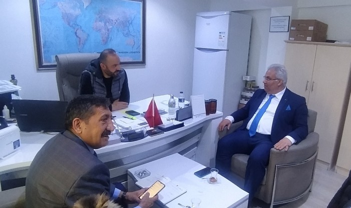 Mansur Yavaş Gönüllüleri Mamak SKM Sorumlusu Ahmet Bektaş ve Yönetimi Lalahan Mahallesi’nde Temaslarda Bulundu