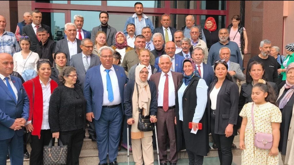 “Sevgi ve İyilik Derneği” ve” Mansur Yavaş Mamak Gönüllüleri” Mamak Belediyesi’ne Ziyaretlerde Bulundu