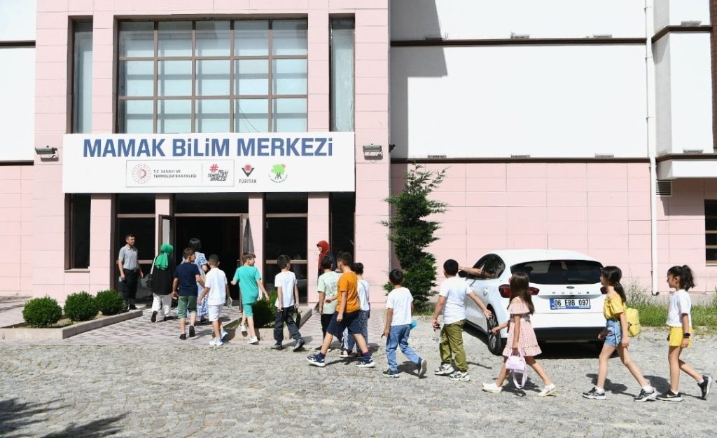 Mamak Bilim Merkezi’nin ilk Ziyaretçileri