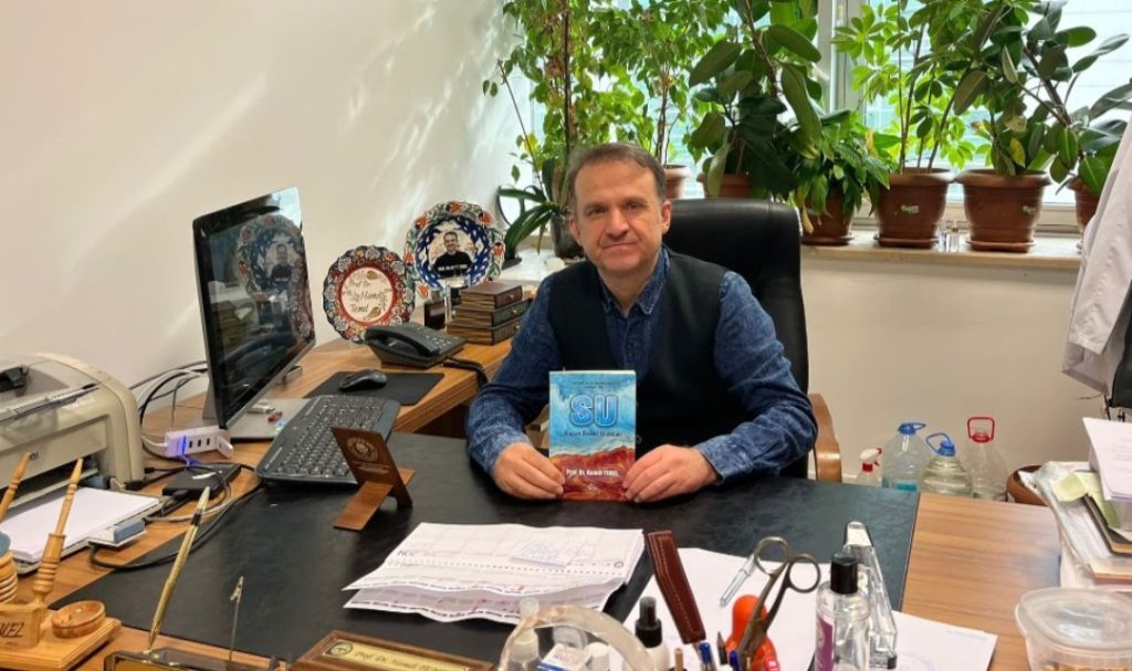 Prof. Dr. Hamdi Temel – Suyun Sesini Duydum