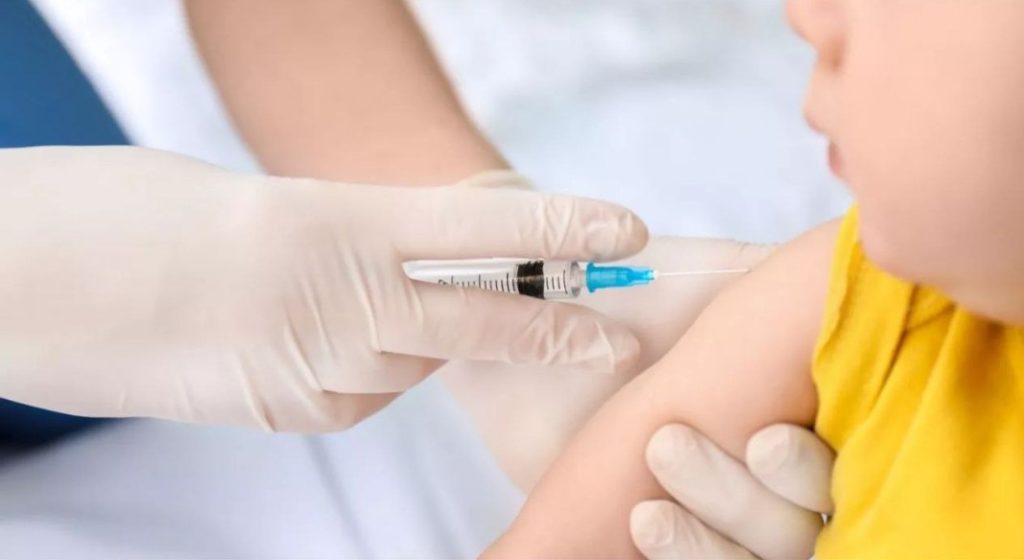 Milyonlarca Çocuk Rutin Aşılarını Kaçırıyor: Aileler Neden Aşı Yaptırmıyor?