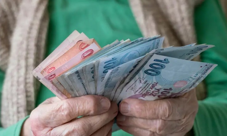Emekliye Temmuz Umudu! En Düşük Maaşa Zam Ne Kadar Olacak?