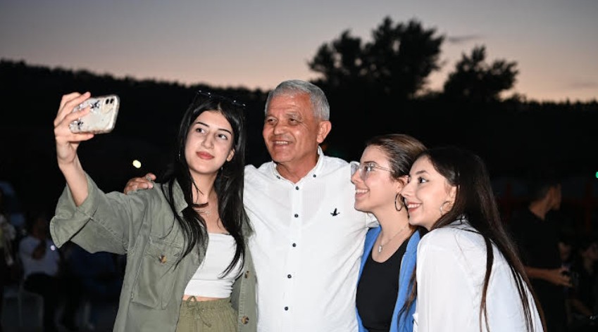 Mamak’ın Sahnesi Kendi Emekçilerine Emanet