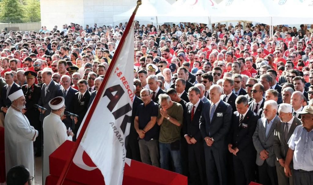 Yeşil Vatan Şehidine Veda: Bayram Eren Arslan Mamak’ta Son Yolculuğuna Uğurlandı