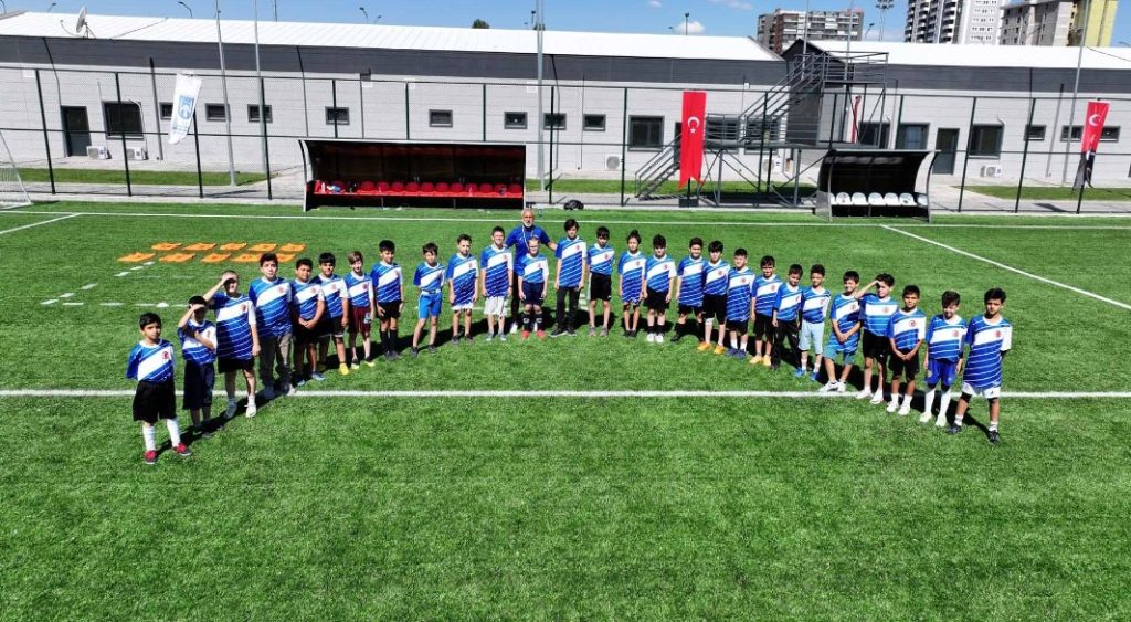 ABB’NİN ÜCRETSİZ FUTBOL YAZ KURSLARI BAŞLADI