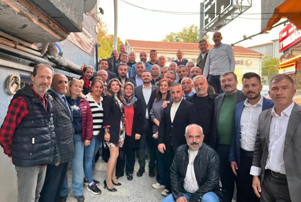 Mamaklı Muhtarlar CHP Mamak İlçe Başkanlığını Ziyaret Etti