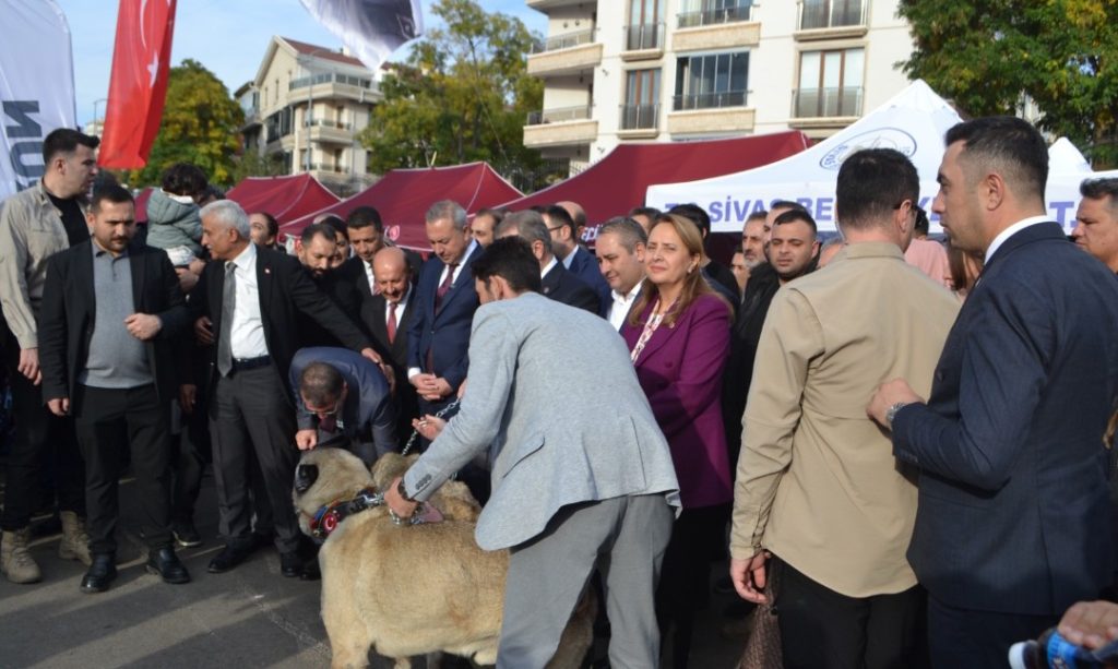 “Anadolu’ya Açılan Kapı Sivas Günleri”