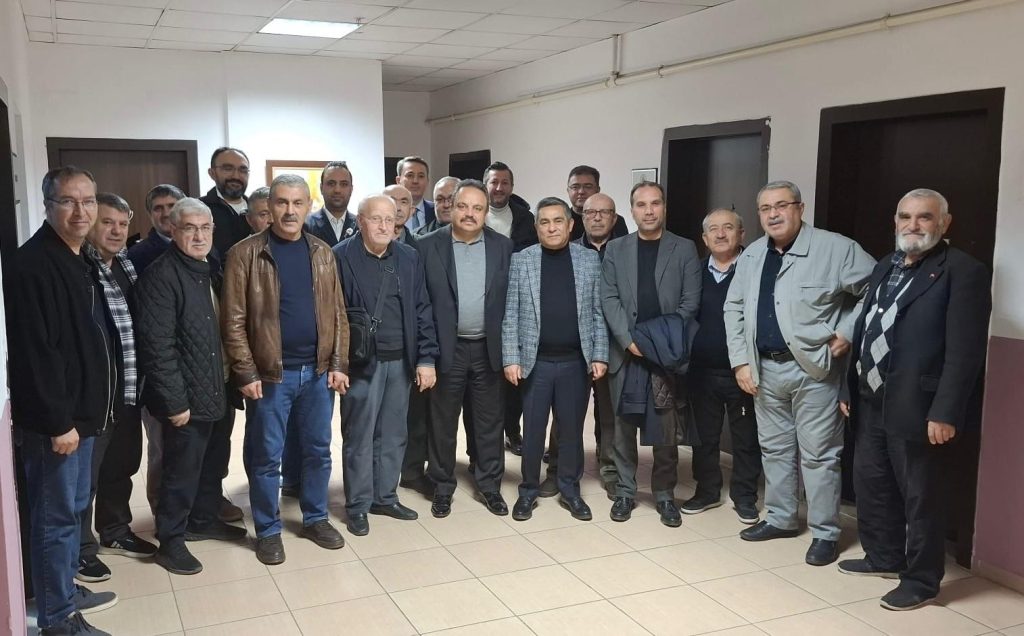 Erciyes Kayserililer Derneği Genel Kurulunu Yaptı: Hacı Bekir Yıldız Güven Tazeledi
