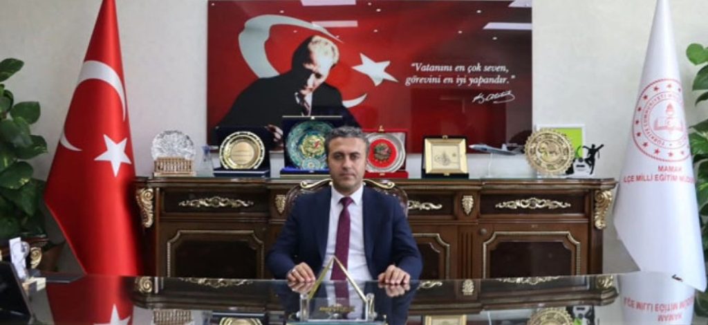 Mamak İlçe Milli Eğitim Müdürü Ahmet Yıldız Görevinden Ayrıldı