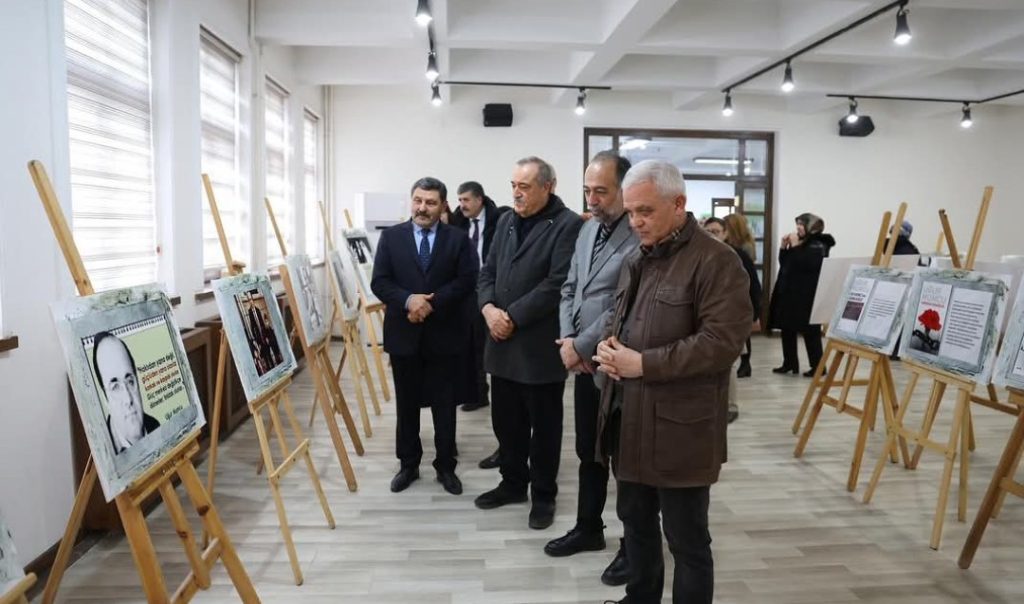 Mamak’ta Uğur Mumcu’nun Anısına Anlamlı Sergi Açıldı