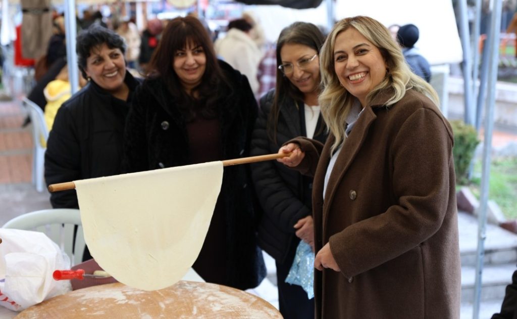Mamak’ta Üreten Kadınlar Sevgililer Günü İçin Stant Açtı