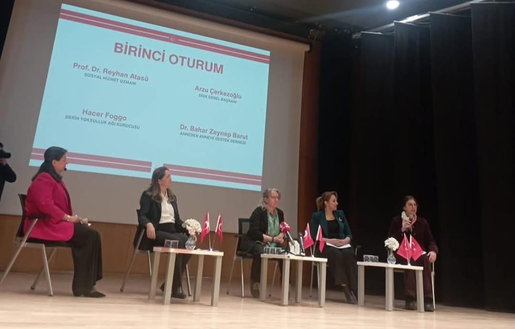 CHP Mamaklı Kadınlardan “Kadın Yoksulluğu” Programına Yoğun Katılım