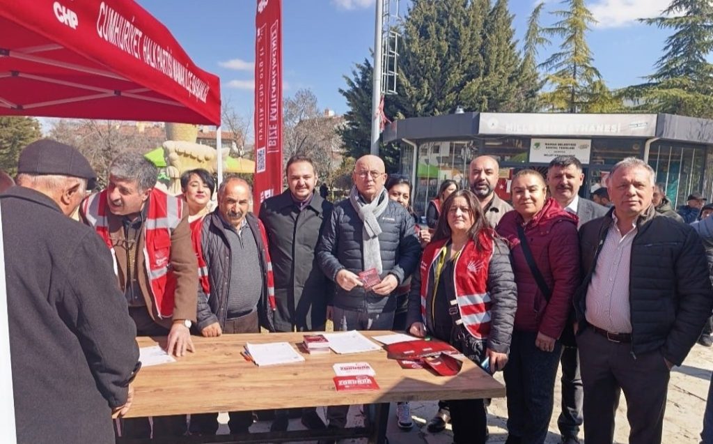 CHP Mamak İlçe Başkanlığının  Mahallelerde Üyelik Kampanyası Çalışmasına Yoğun İlgi Gösterildi