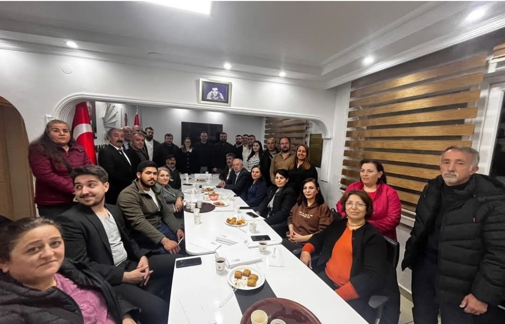 CHP Parti Meclisi Üyesi Cansel Çiftçi’den CHP Mamak İlçe Başkanlığı’na Ziyaret