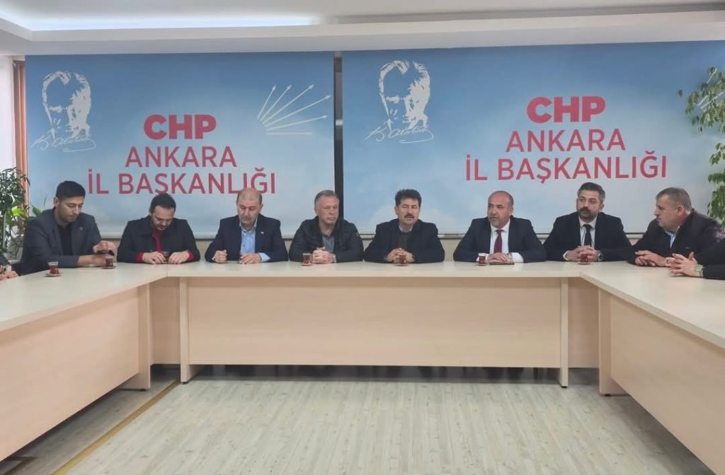 CHP Mamak’tan İl Başkanlığı’na Dayanışma Ziyareti: “Birlikte Direnecek, Birlikte Kazanacağız”