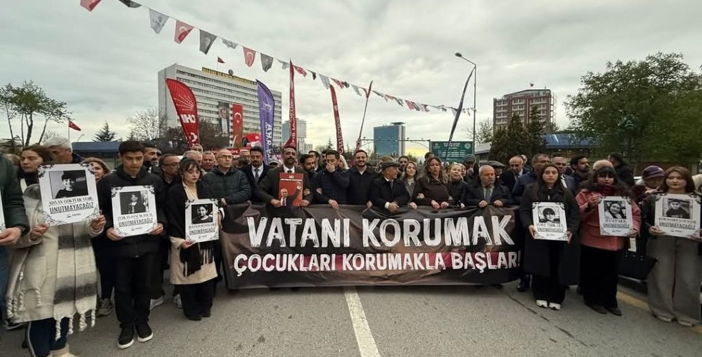 Chp Ankara İl Başkanlığı’ndan 23 Nisan’da Anıtkabir’e Yürüyüş