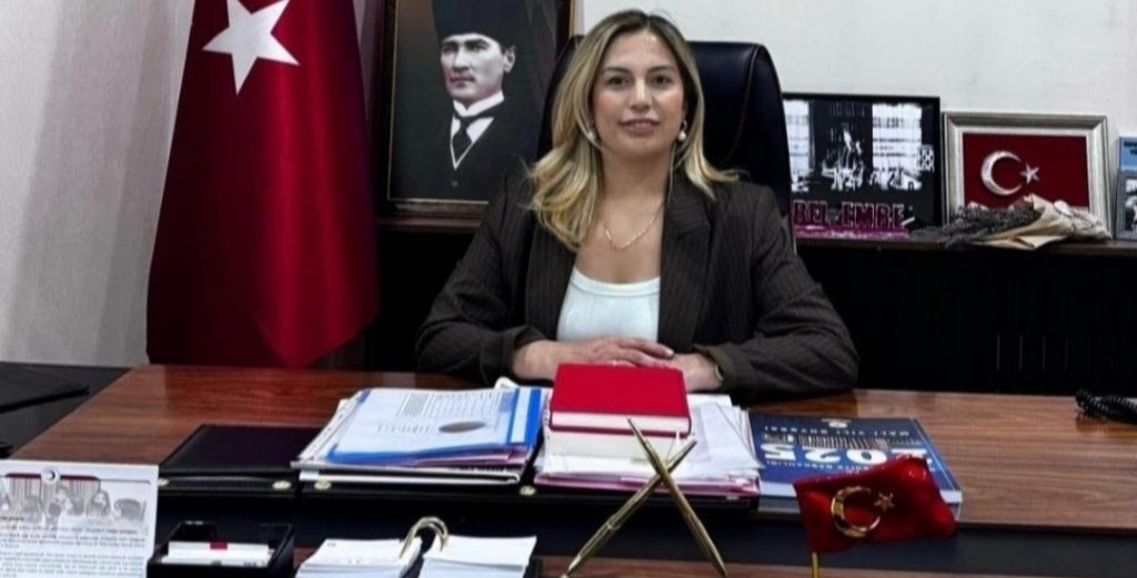 Sibel Emre, 19 Mayıs Atatürk’ü Anma Gençlik ve Spor Bayramı Dolayısıyla Kutlama Mesajı Yayınladı 