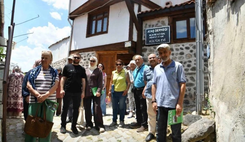 Başkentliler Ankara’yı Ücretsiz Kent Gezileriyle Keşfediyor: Ayaş’a Yoğun İlgi