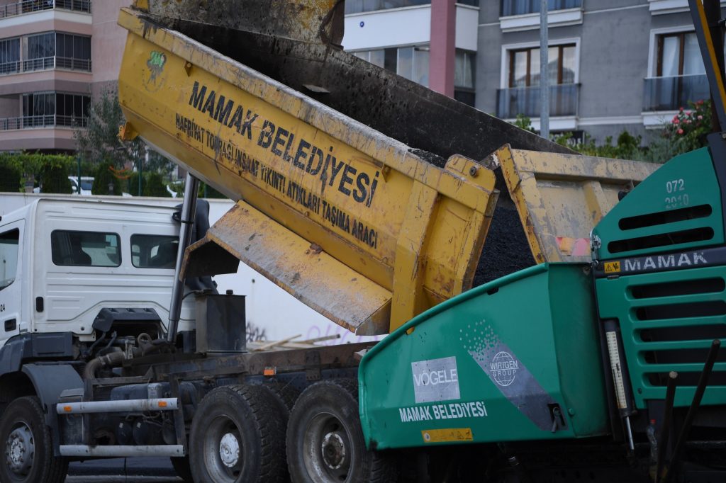 Mamak Genelinde Asfalt Çalışmaları Devam Ediyor