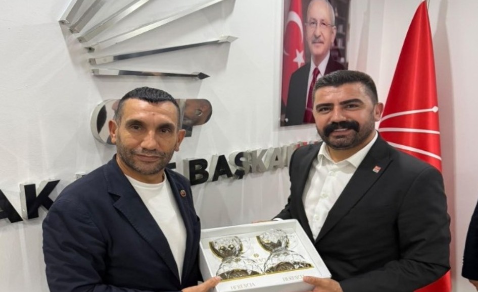 Zeki Arar’dan CHP Mamak İlçe Başkanlığına Hayırlı Olsun Ziyareti